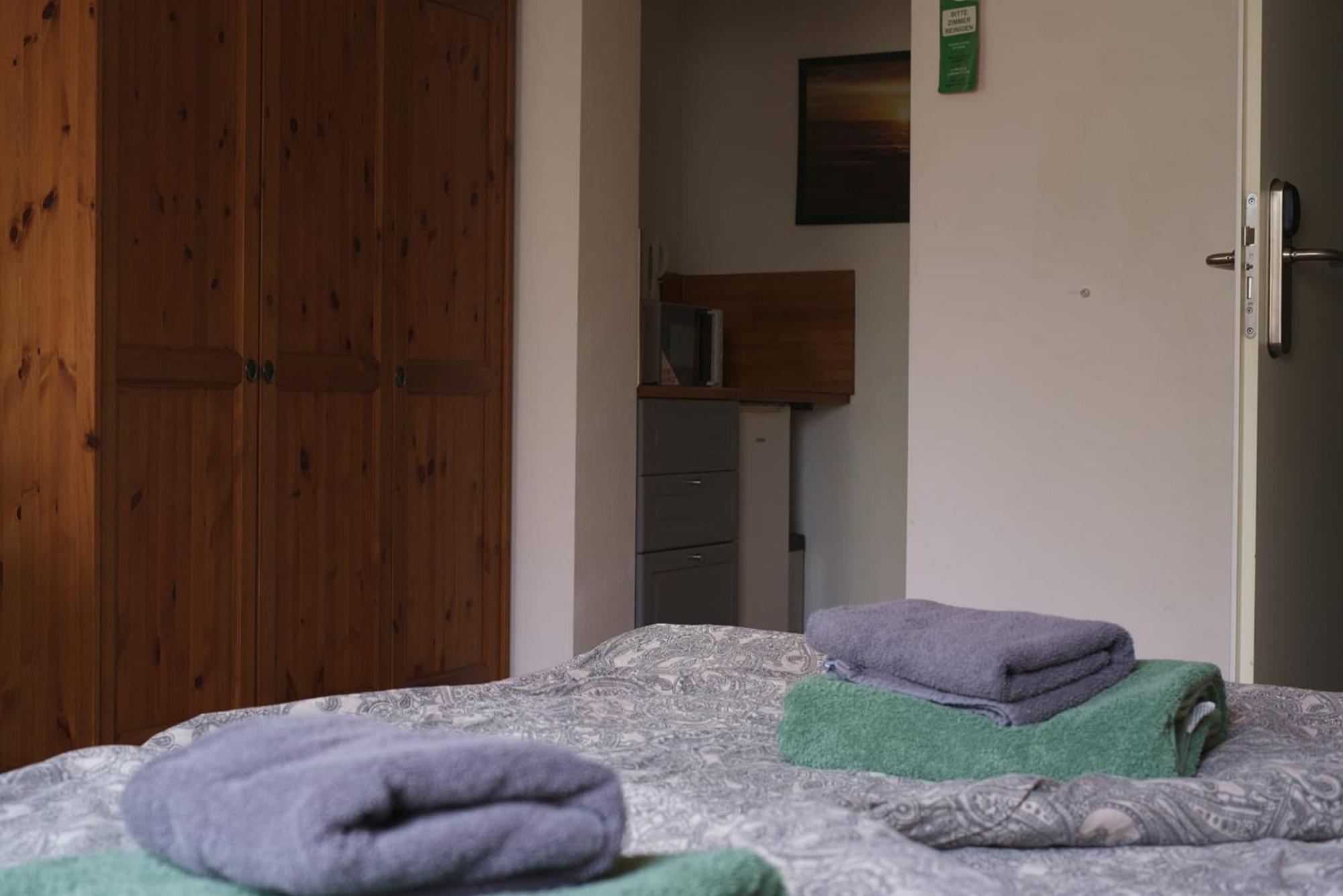 Mitte24 Hotell Neu-Ulm Exteriör bild