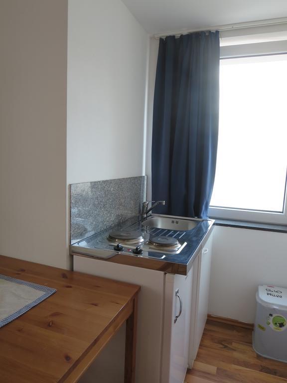 Mitte24 Hotell Neu-Ulm Exteriör bild