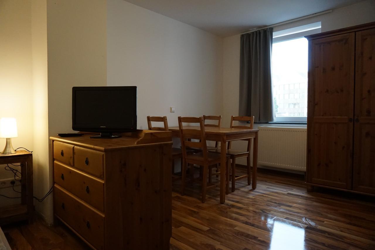 Mitte24 Hotell Neu-Ulm Exteriör bild